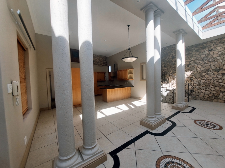 4 Bedroom Property for Sale in Panorama Western Cape